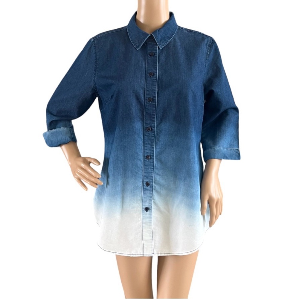 Liz Claiborne Ombré Chambray Top Button Down Lightweight